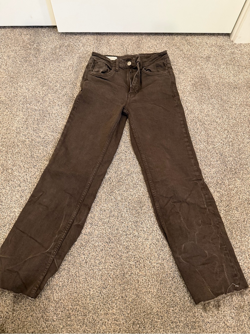 Zara Women’s Dark Brown Straight-Leg Jeans